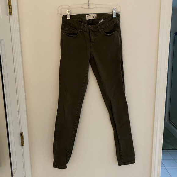 Garage army green skinny jeans. - Picture 2 of 5